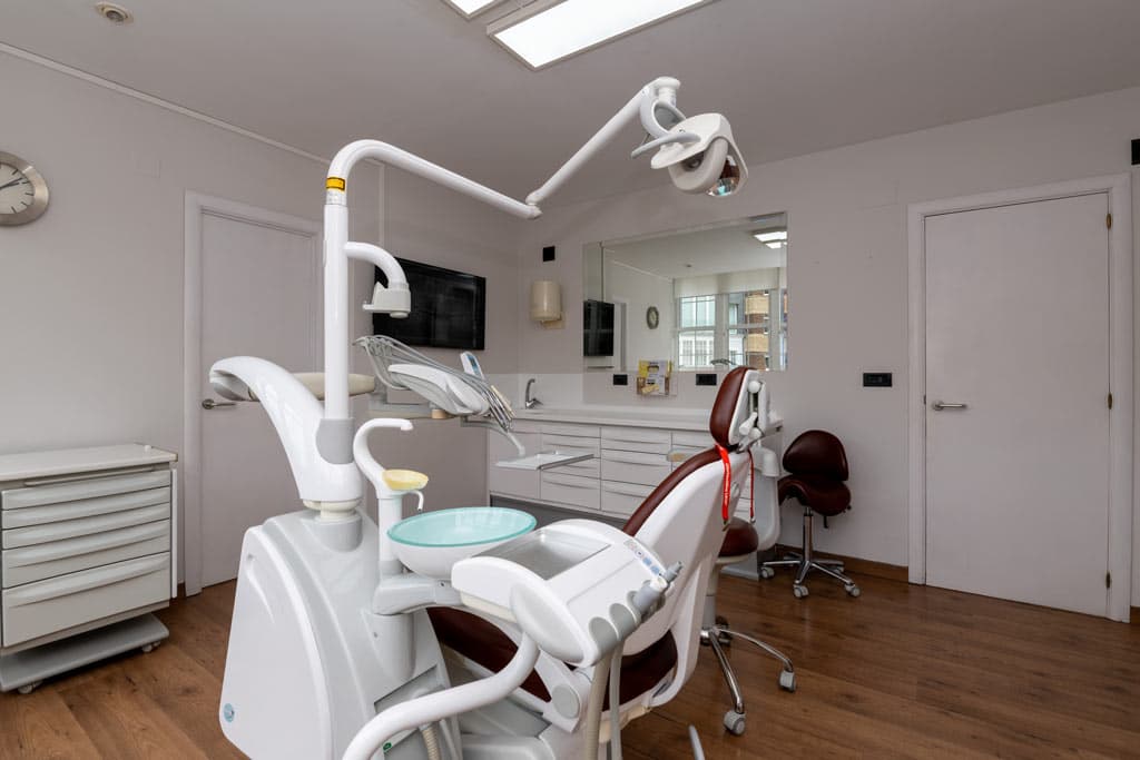 Servicios de estética dental y odontología general