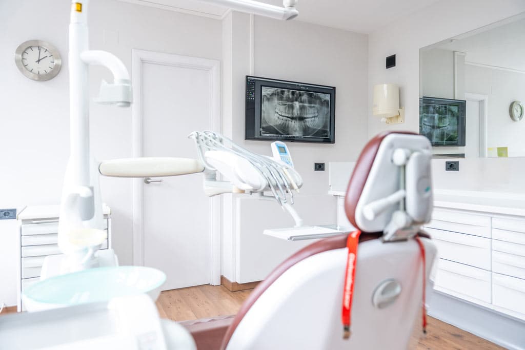 Servicios de estética dental y odontología general
