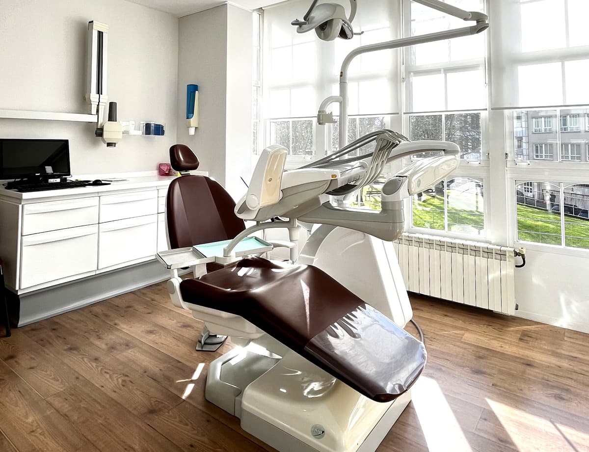 Servicios de estética dental y odontología general